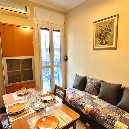 Apartment Near Metro Rivoli, Via Trapani *